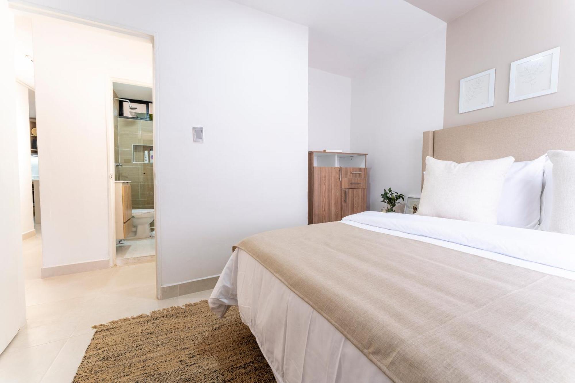 Cozy Located In Manila With Jacuzzi And Ac * Medellin
