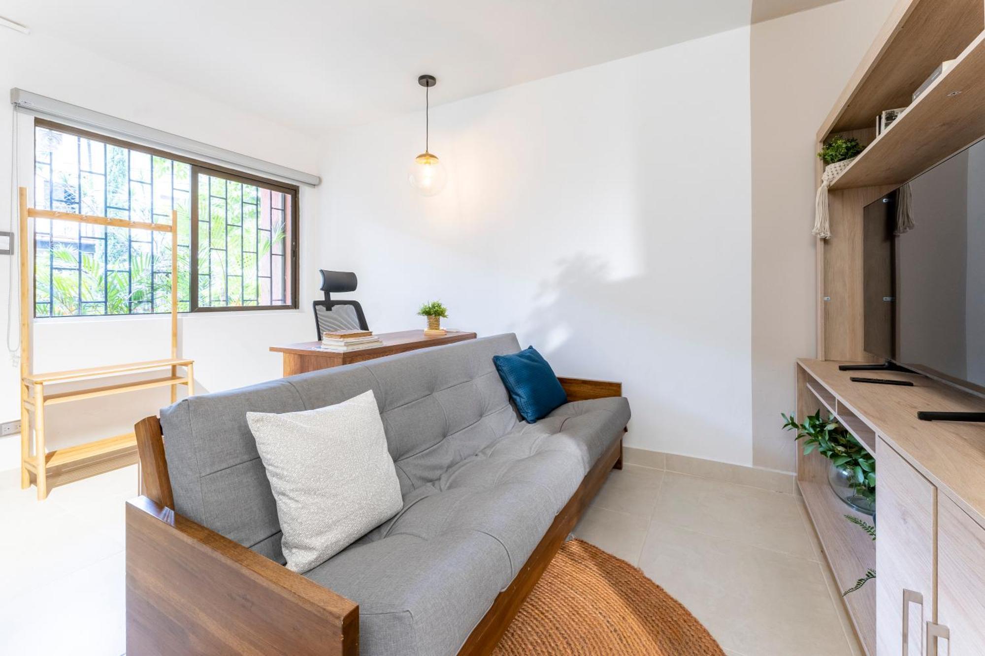 Cozy Located In Manila With Jacuzzi And Ac